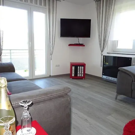 Mit Terrasse Und Panoramablick * Forbach